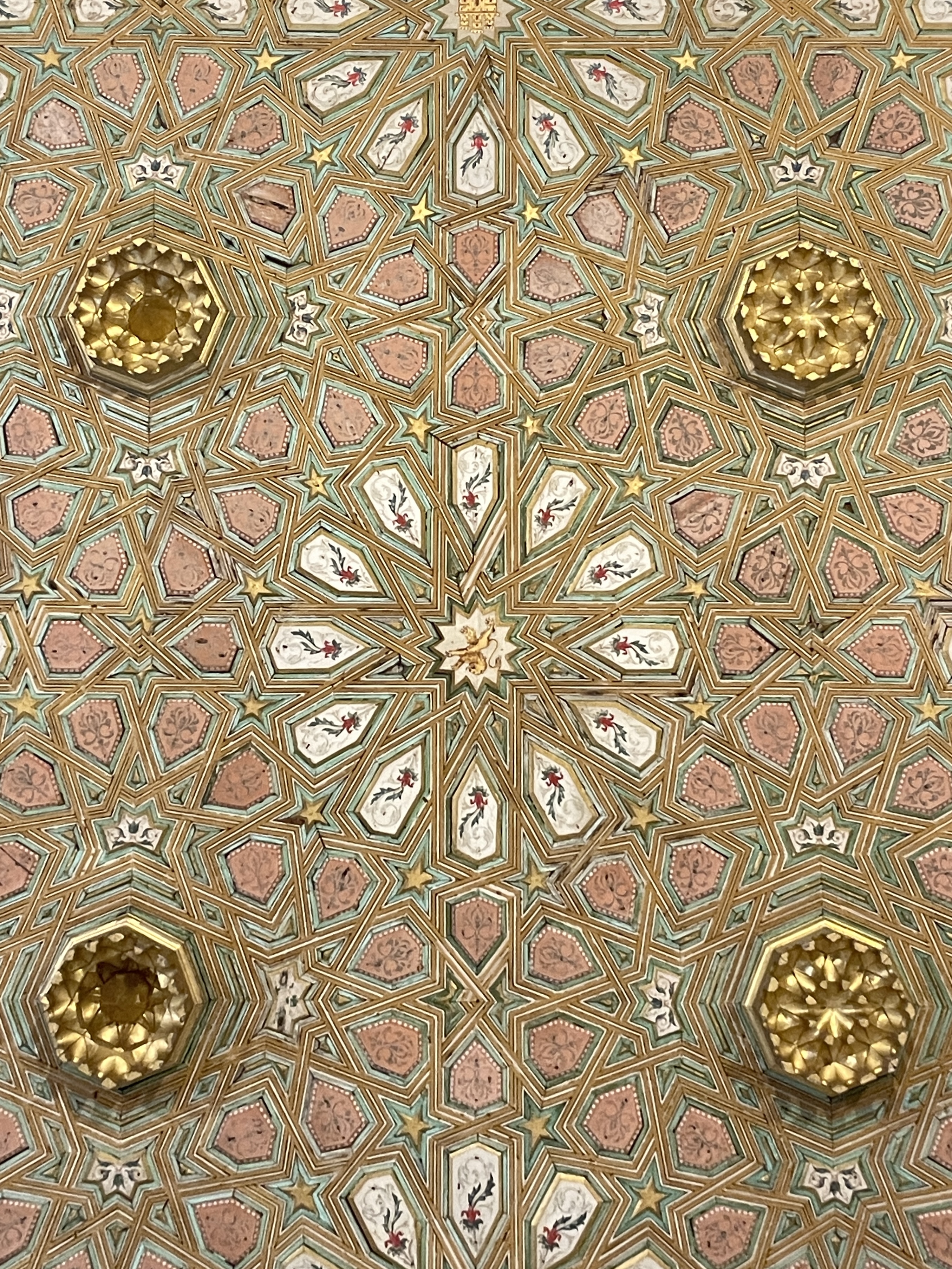 Royal Alzaraz ceiling tiles